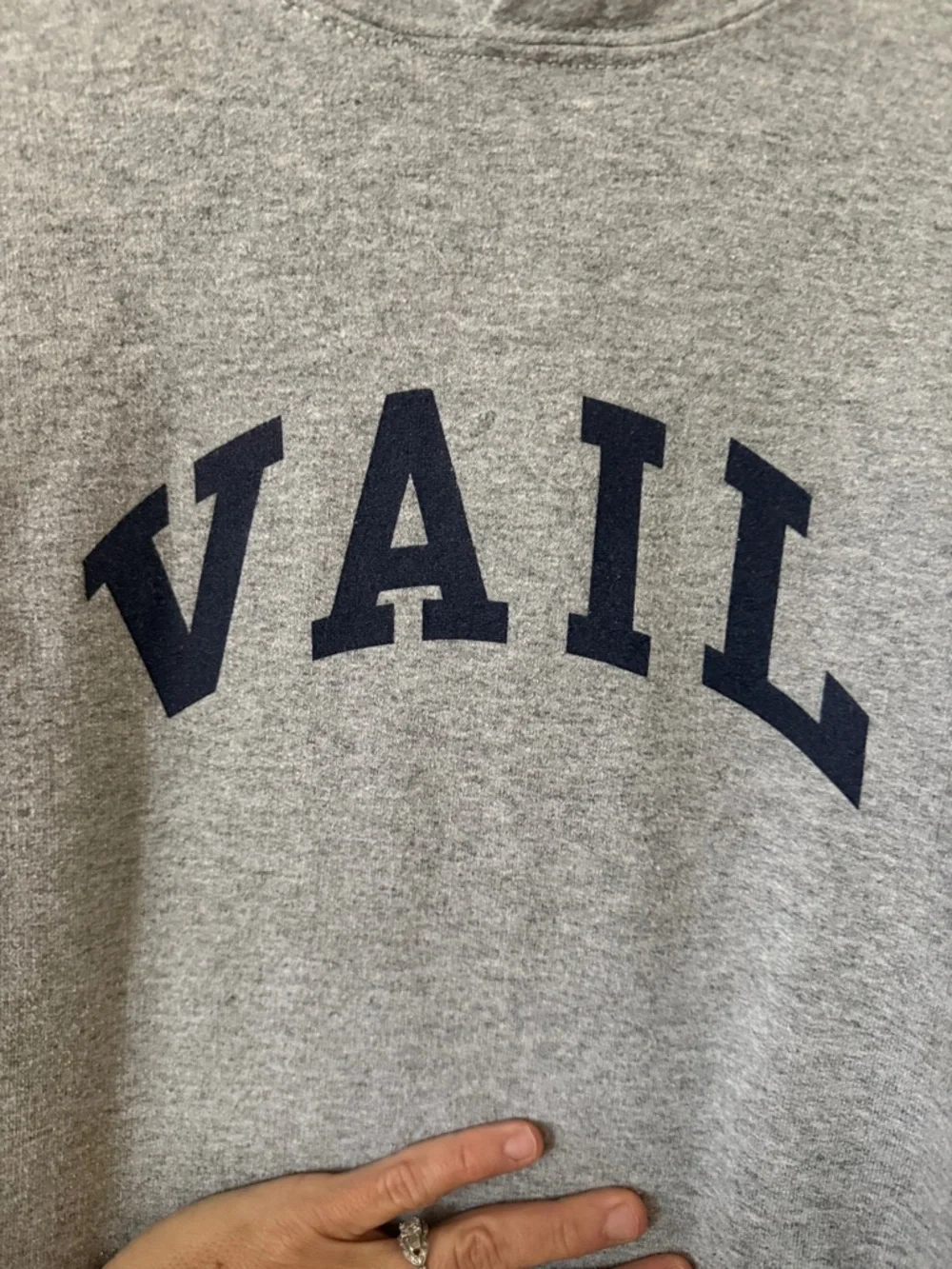Gildan VAIL Gray Pullover Hoodie Sz YXL